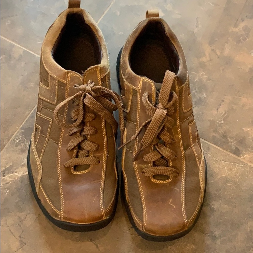 Skechers lightly worn men’s shoes